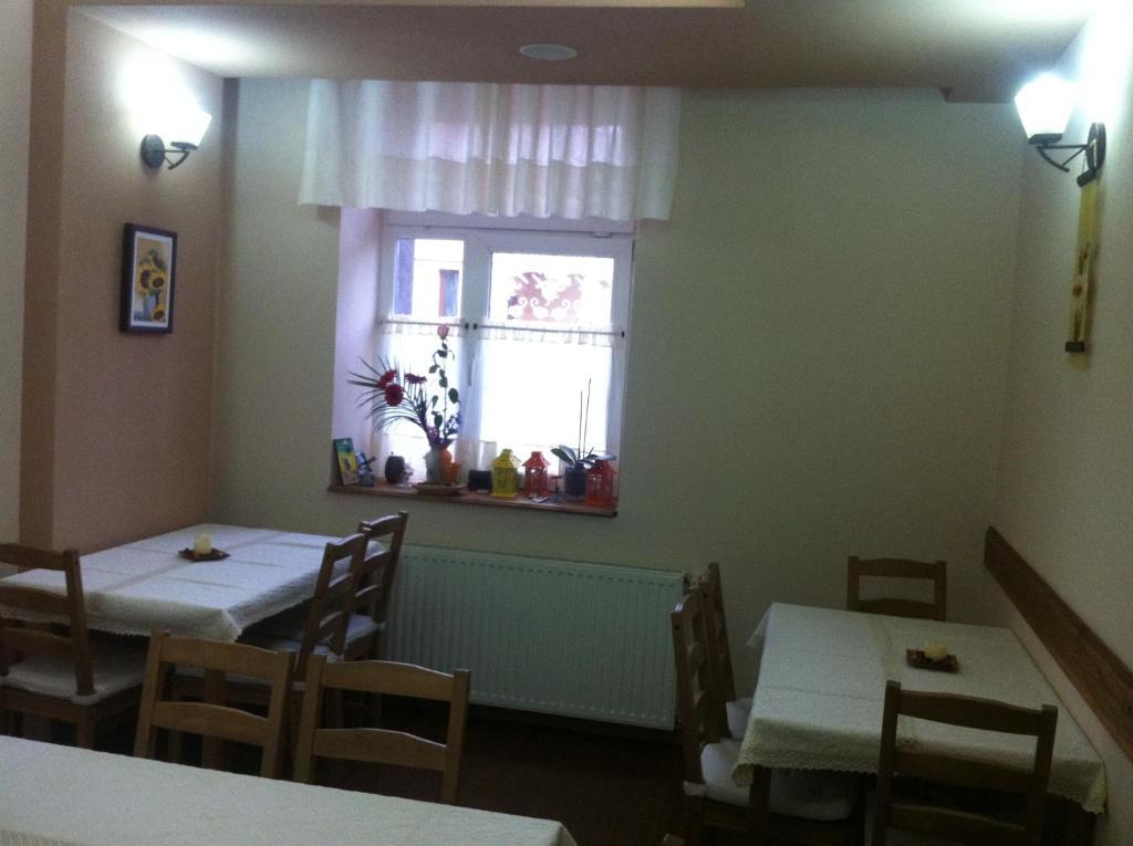 Pension Daciana Bacau Exterior photo